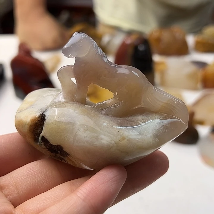 未镶嵌颈饰玛瑙/玉髓