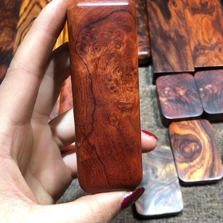 飞***雪绒质实木红木木料手把