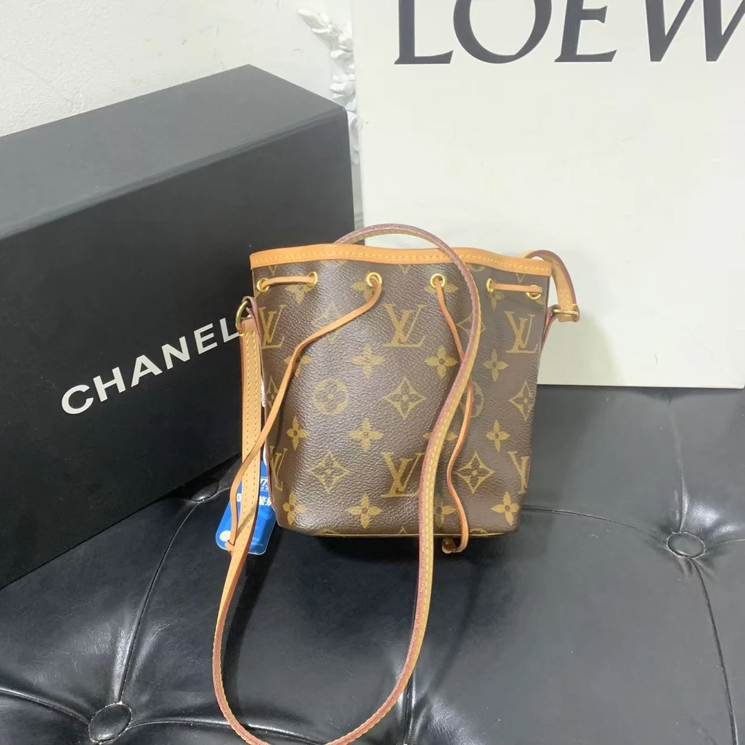 LouisVuitton/路易威登 斜挎包 老花水桶nano mx7683/2505
