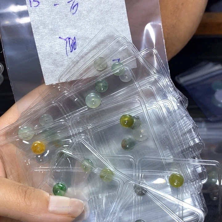 定制翡翠未镶嵌一***叽