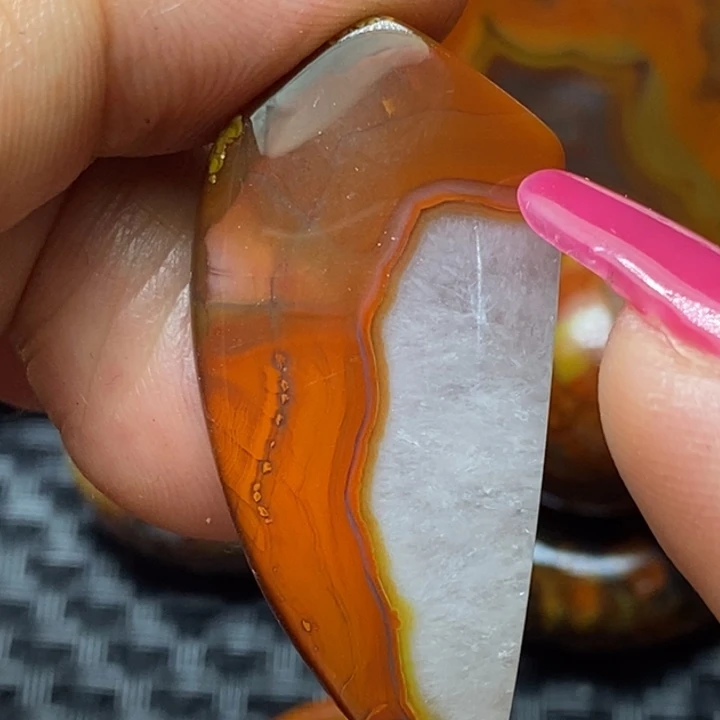 玛瑙/玉髓颈饰未镶嵌