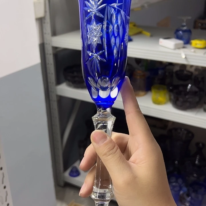 平底款水晶玻璃微瑕一个