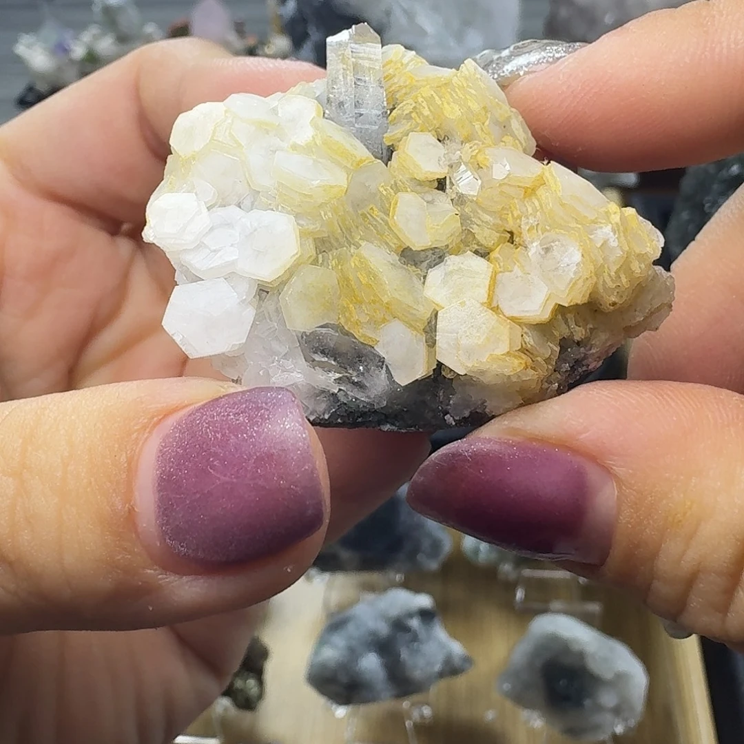 石材40号柠檬片水晶摆件4公分