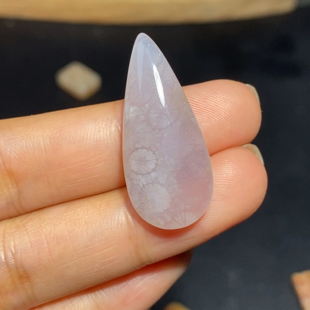 【闪购商品】硅化玉颈饰未镶嵌