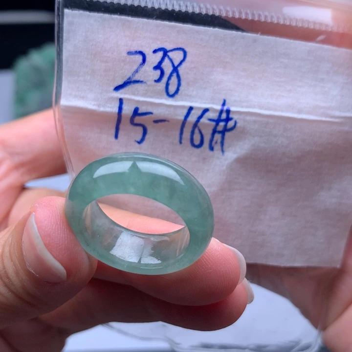 翡翠未镶嵌戒指戒圈