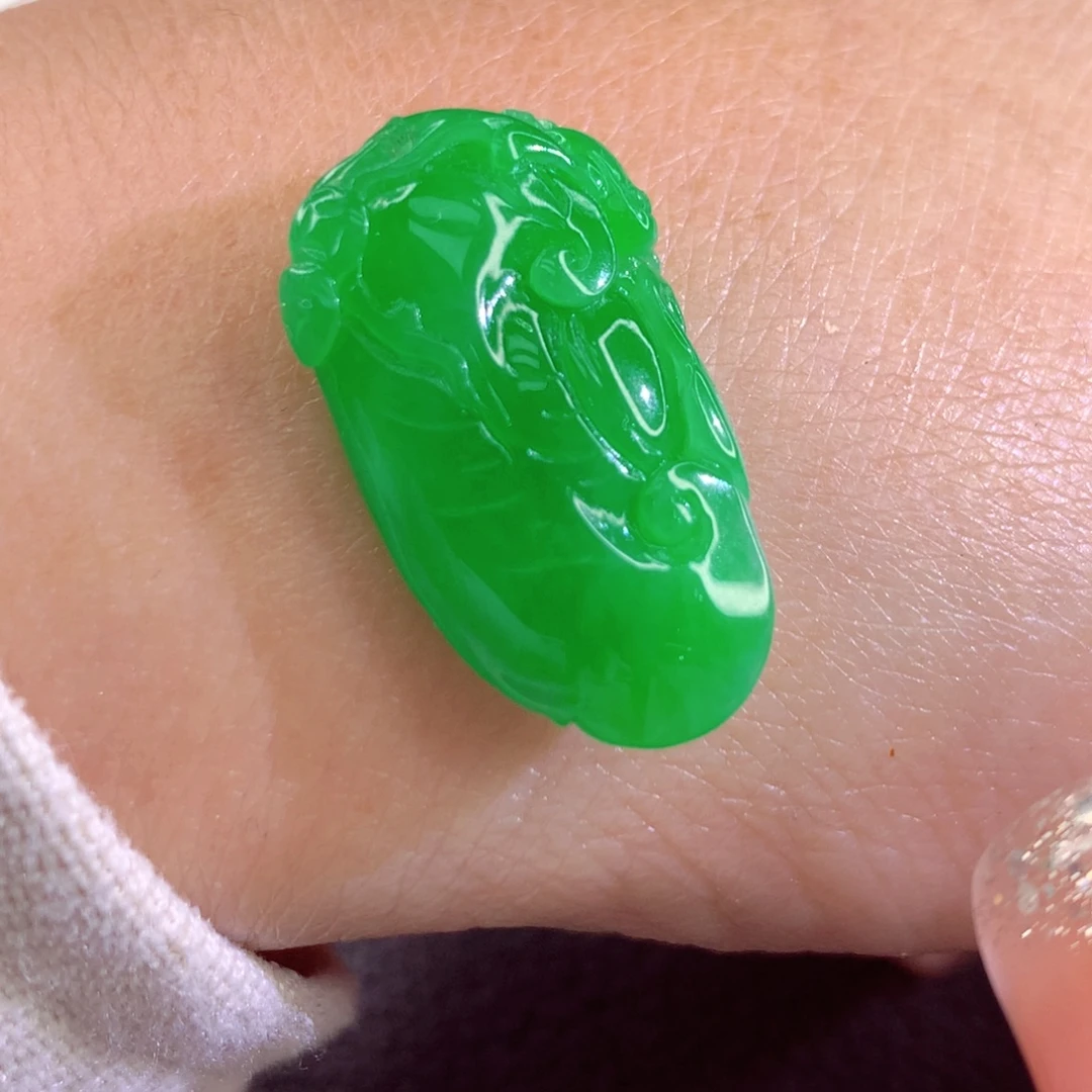 定制翡翠未镶嵌翡翠