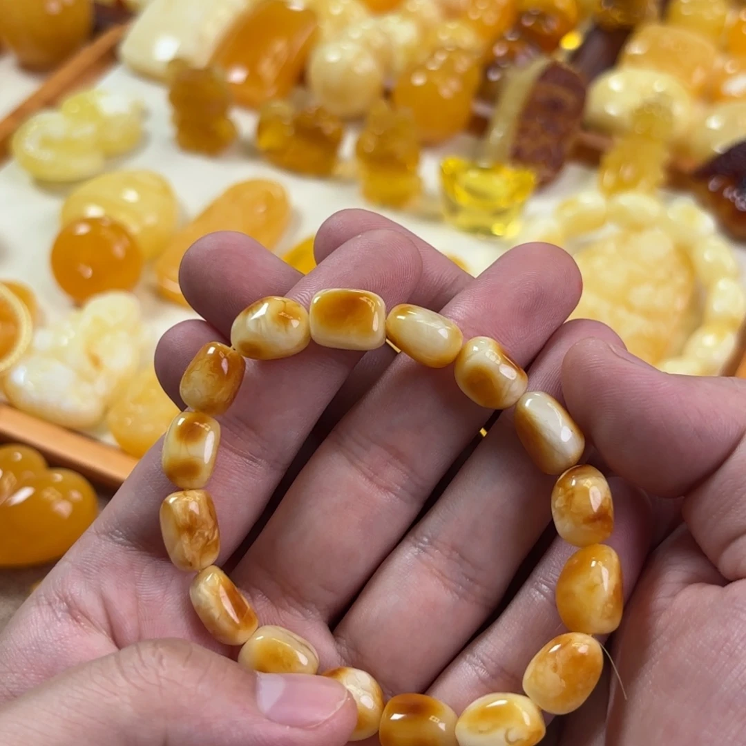蜜蜡未镶嵌裸石手串