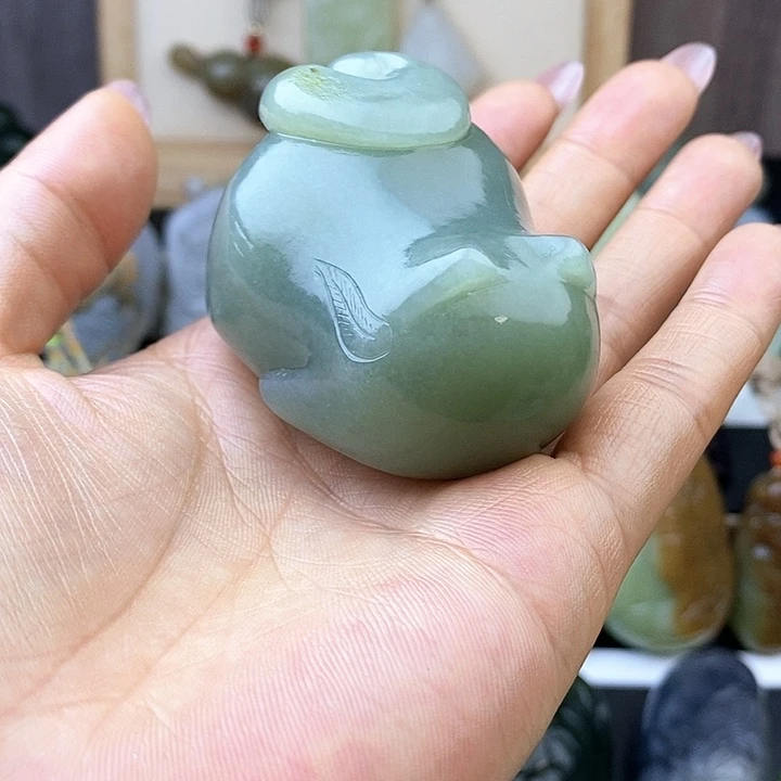 和田玉未镶嵌颈饰且末蓝来财元旦福利不退换