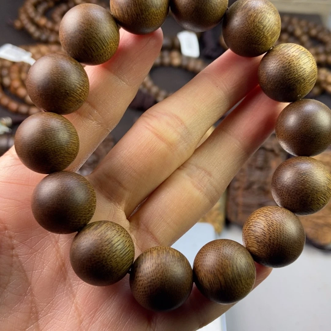 沉香手串马*越南芽庄白