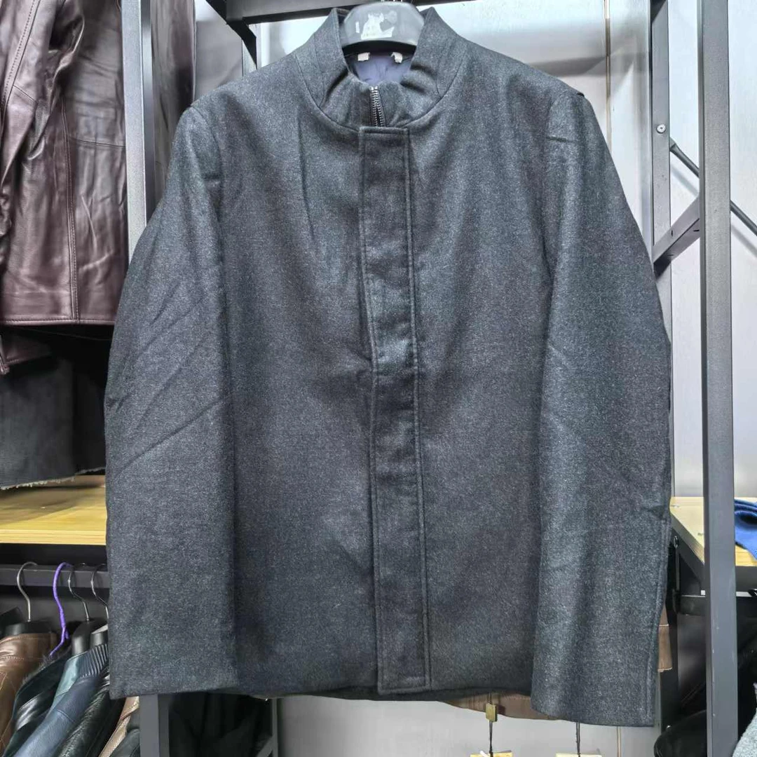 77172010180赏心悦目高端商务男装外套