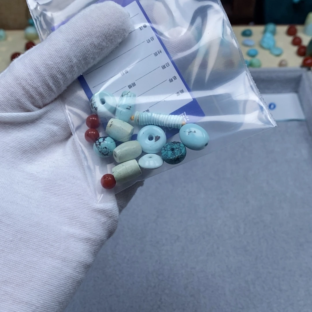 南红玛瑙配饰未镶嵌