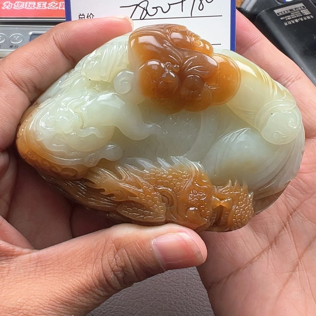 和田玉颈饰未镶嵌海*