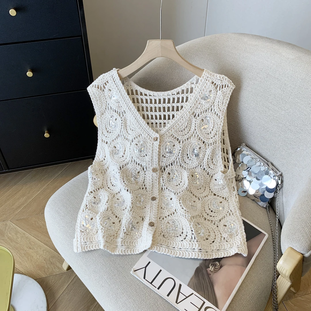 钩花亮片马甲外搭2025夏季新品无袖镂空披肩百搭马夹背心开衫外套