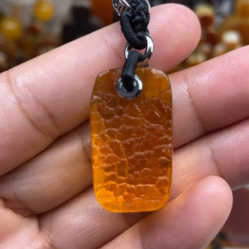 【闪购商品】琥珀颈饰未镶嵌