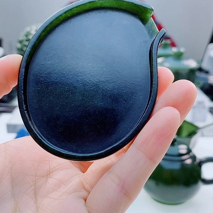 和田玉（青玉）未镶嵌把件