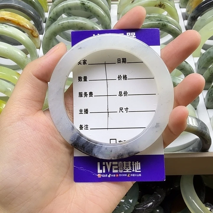 静***淘未镶嵌蛇纹石玉手镯