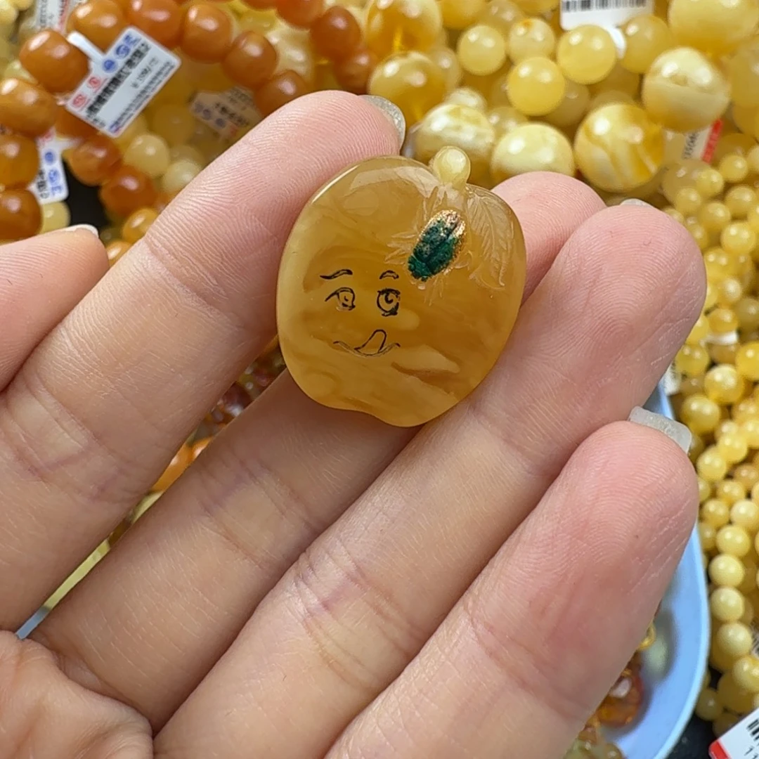 琥珀未镶嵌珠宝奇石