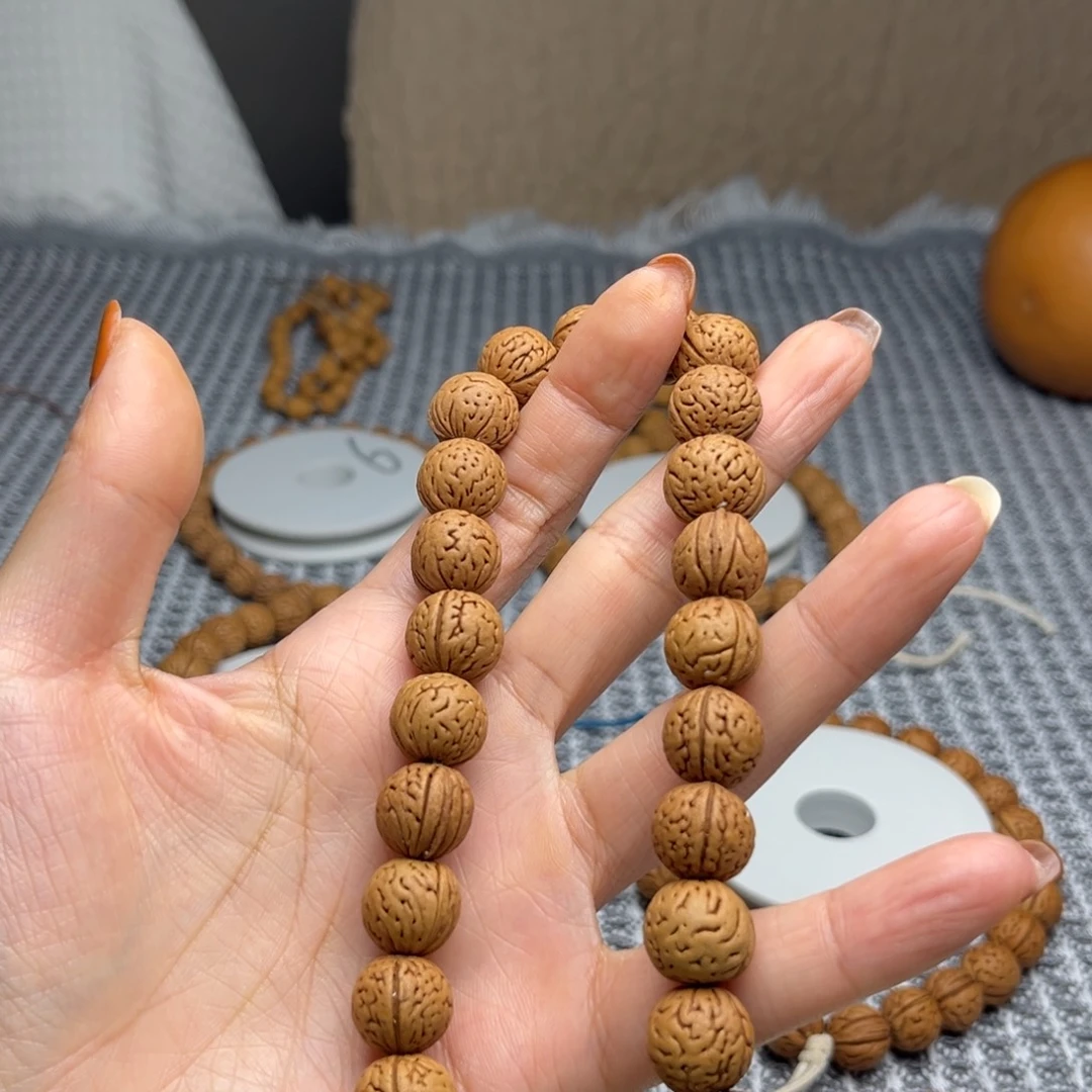 魏***来吊坠桃核8888888888