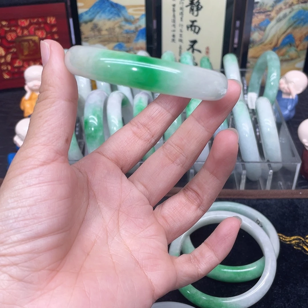 岁***.以图为准云主播003