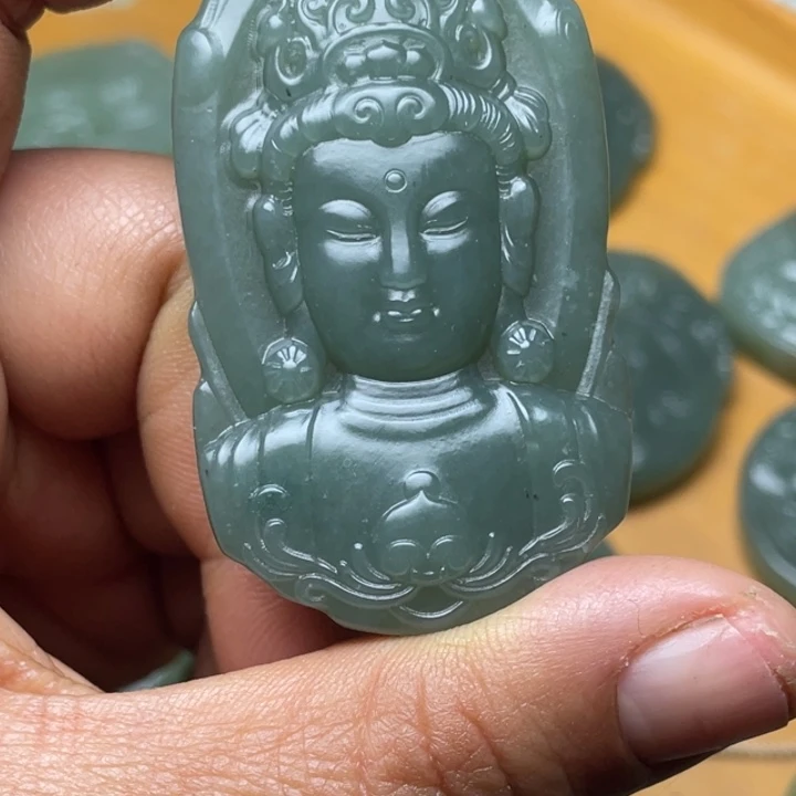 和田玉未镶嵌珠宝半成品