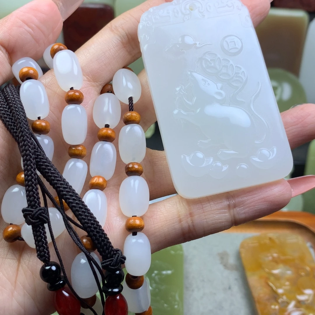新疆昆仑山料牌子