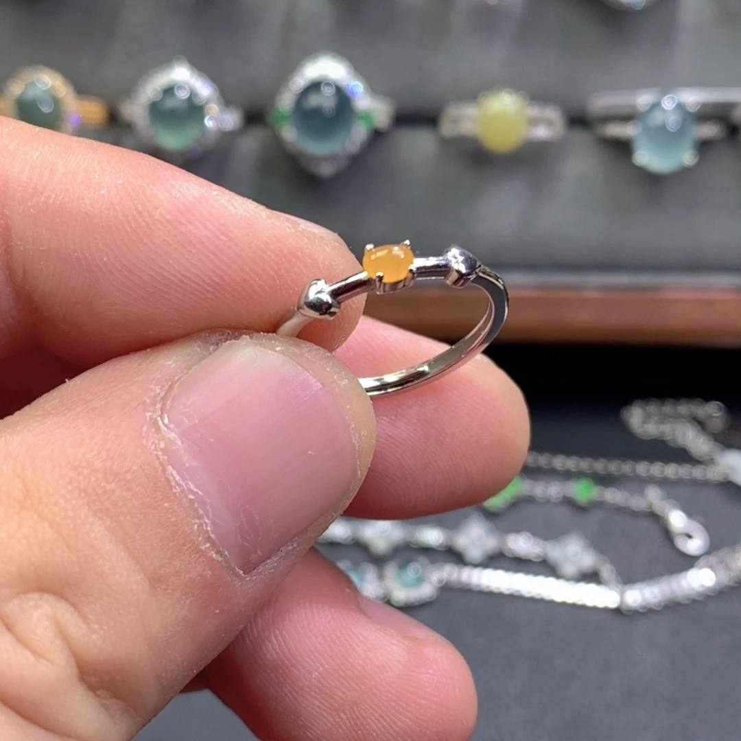 翡翠未镶嵌戒指翡翠