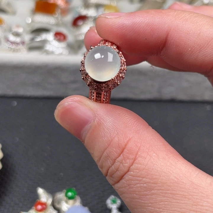 翡翠未镶嵌颈饰缅甸天然翡翠