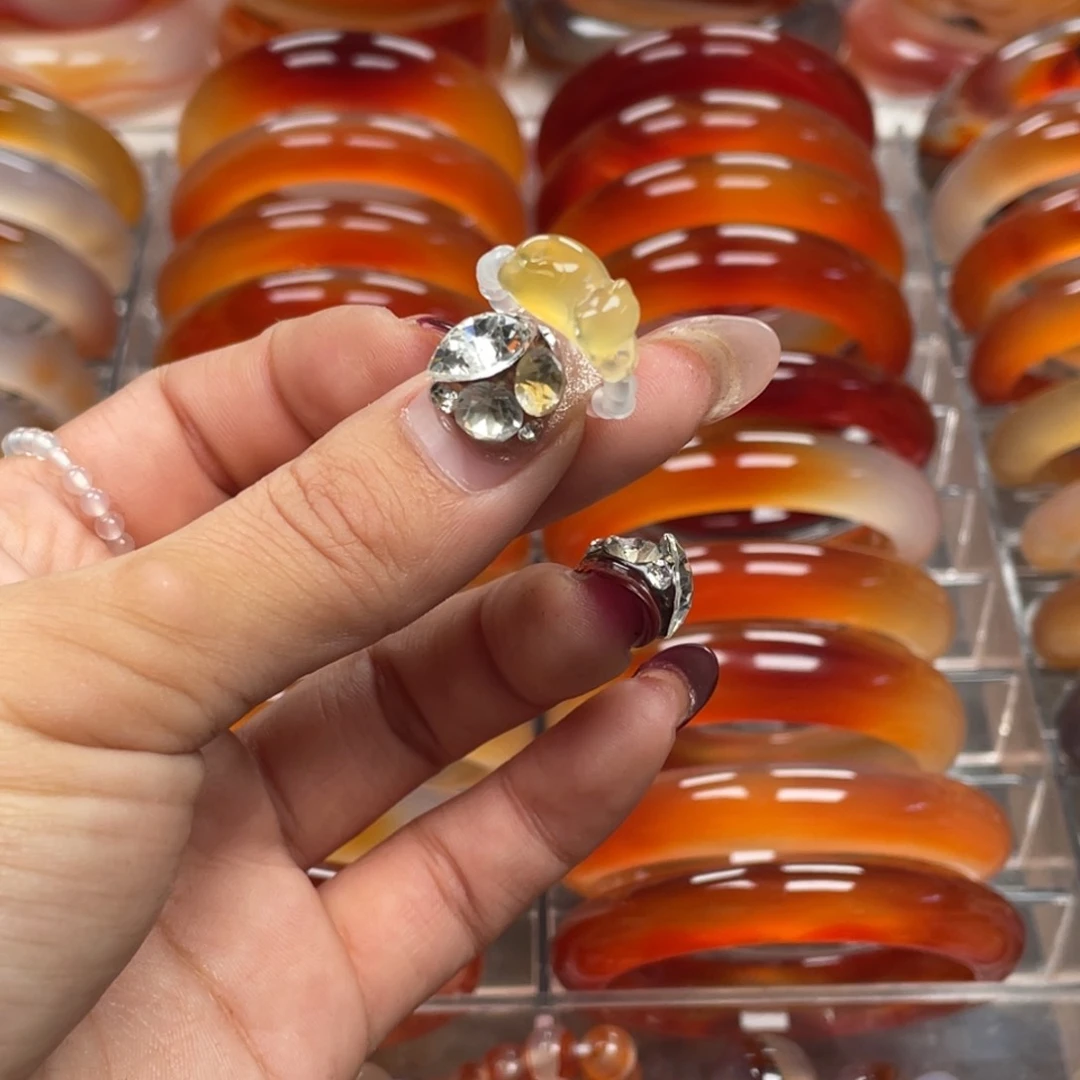 玛瑙/玉髓手镯未镶嵌碳****麻