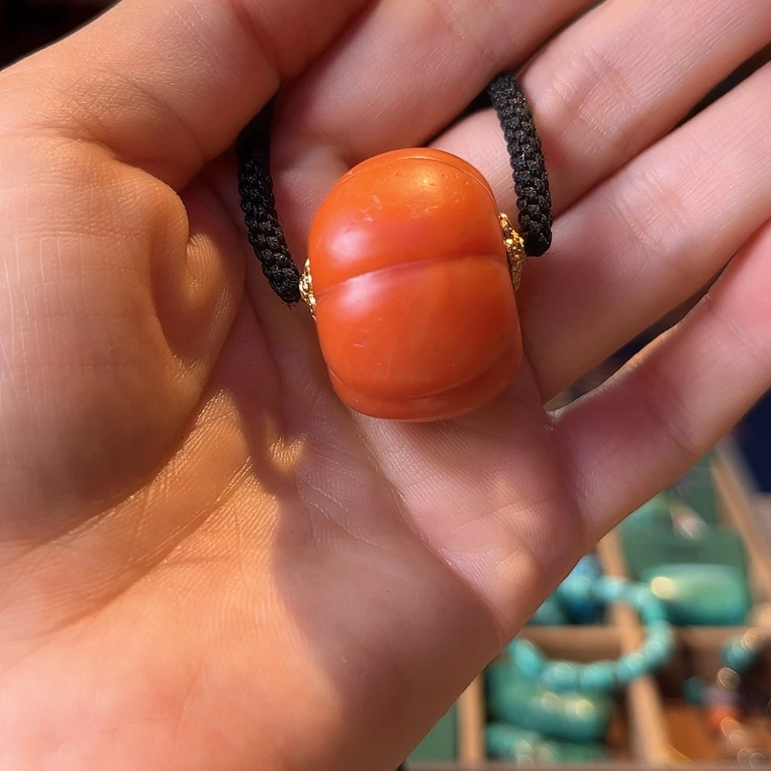 南红玛瑙未镶嵌颈饰