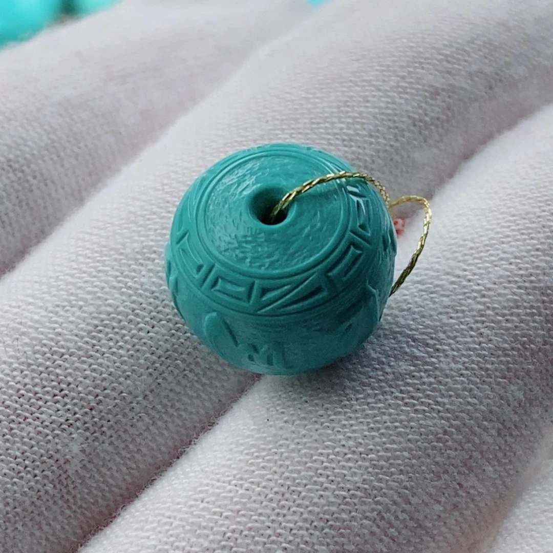 绿松石配饰未镶嵌
