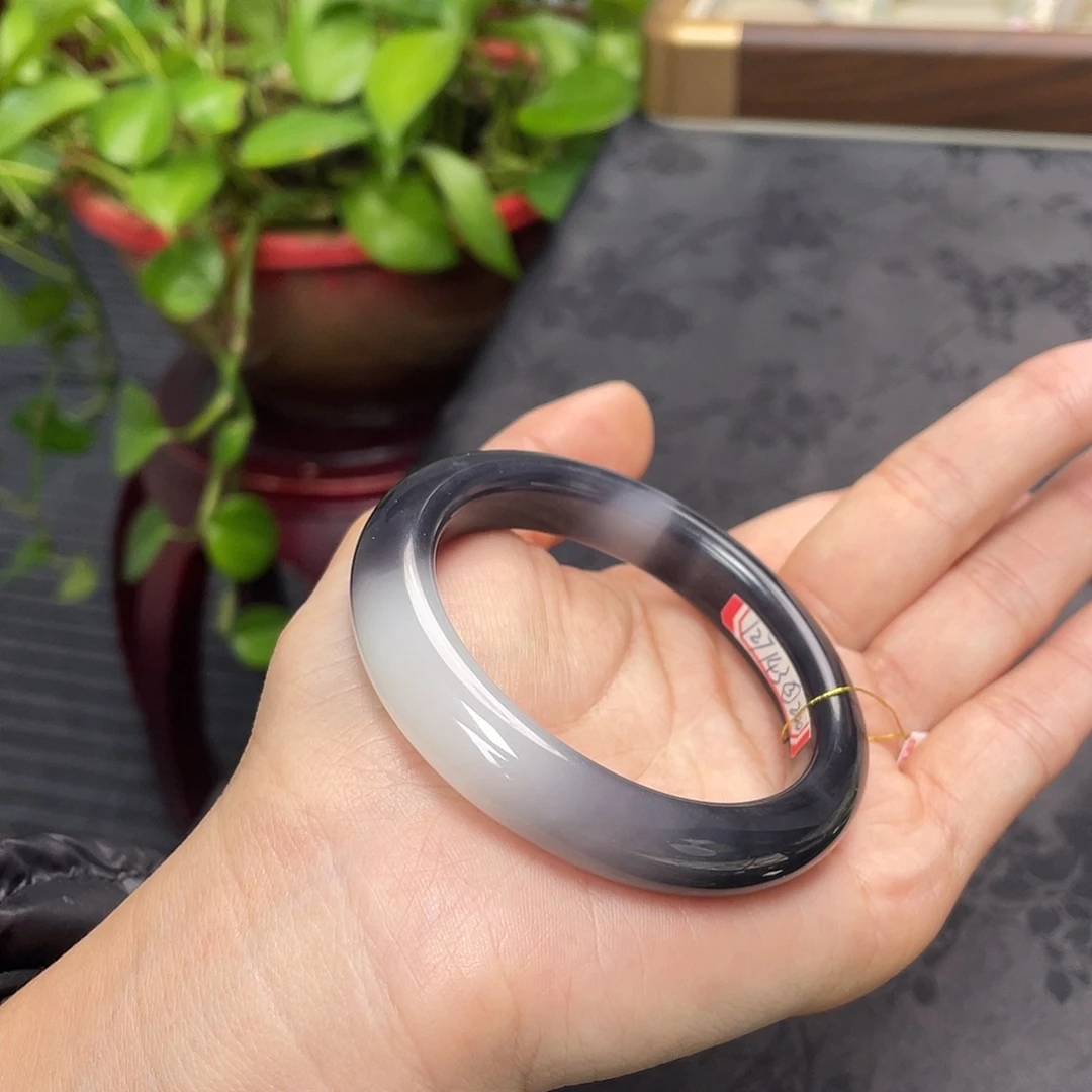 和田玉未镶嵌手镯-帝紫 紫白