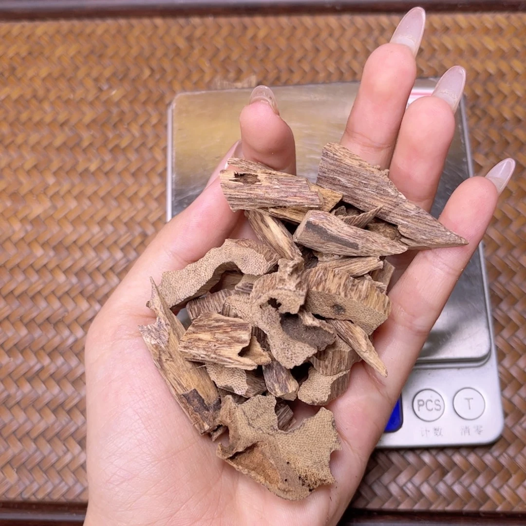 香榧木海南七仙岭淳化黑油老虫漏19克重福利