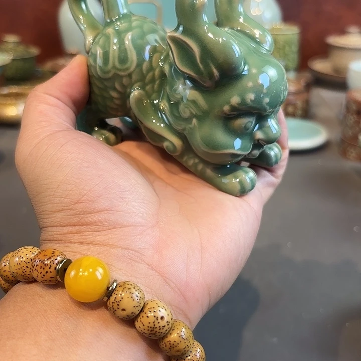 瓷片龙泉青瓷福利青瓷