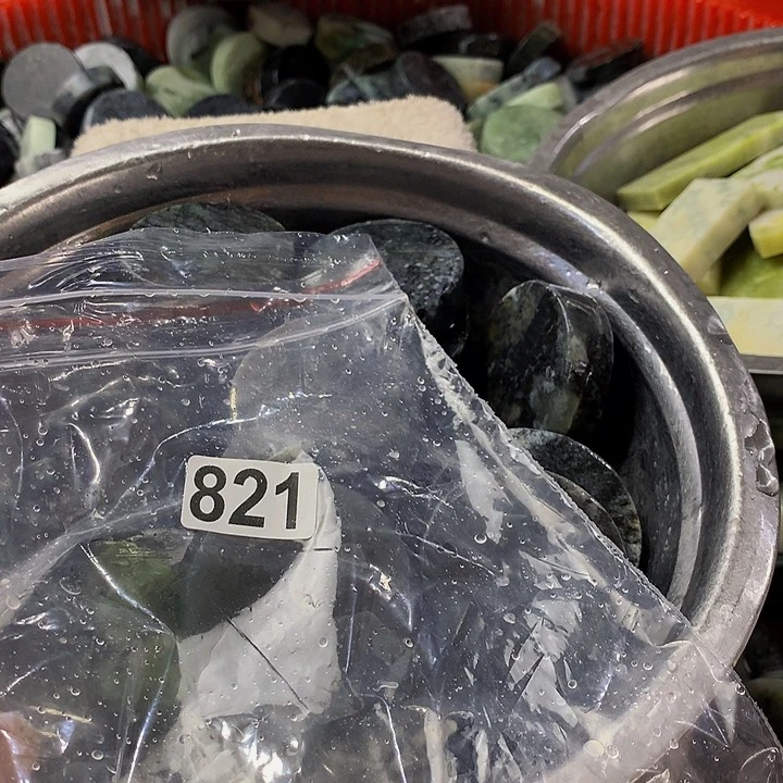 孤***周合金蛇纹石玉手链