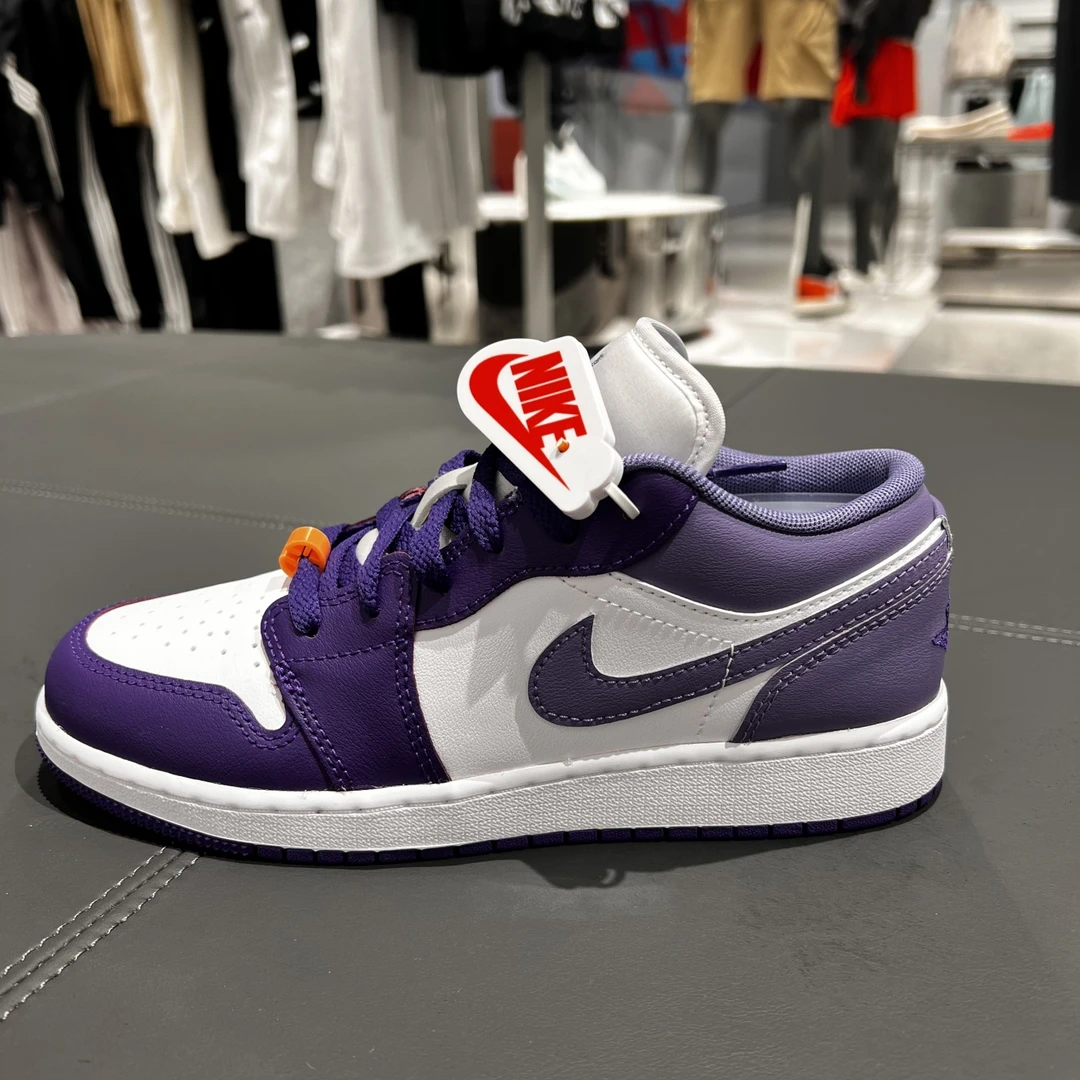 Nike耐克AJ1女鞋Air Jordan 1大童篮球鞋复古运动板鞋553560-551