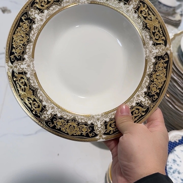 瓷8.5寸草帽盘35米两个