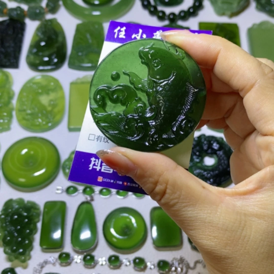 【闪购商品】未镶嵌蛇纹石玉颈饰