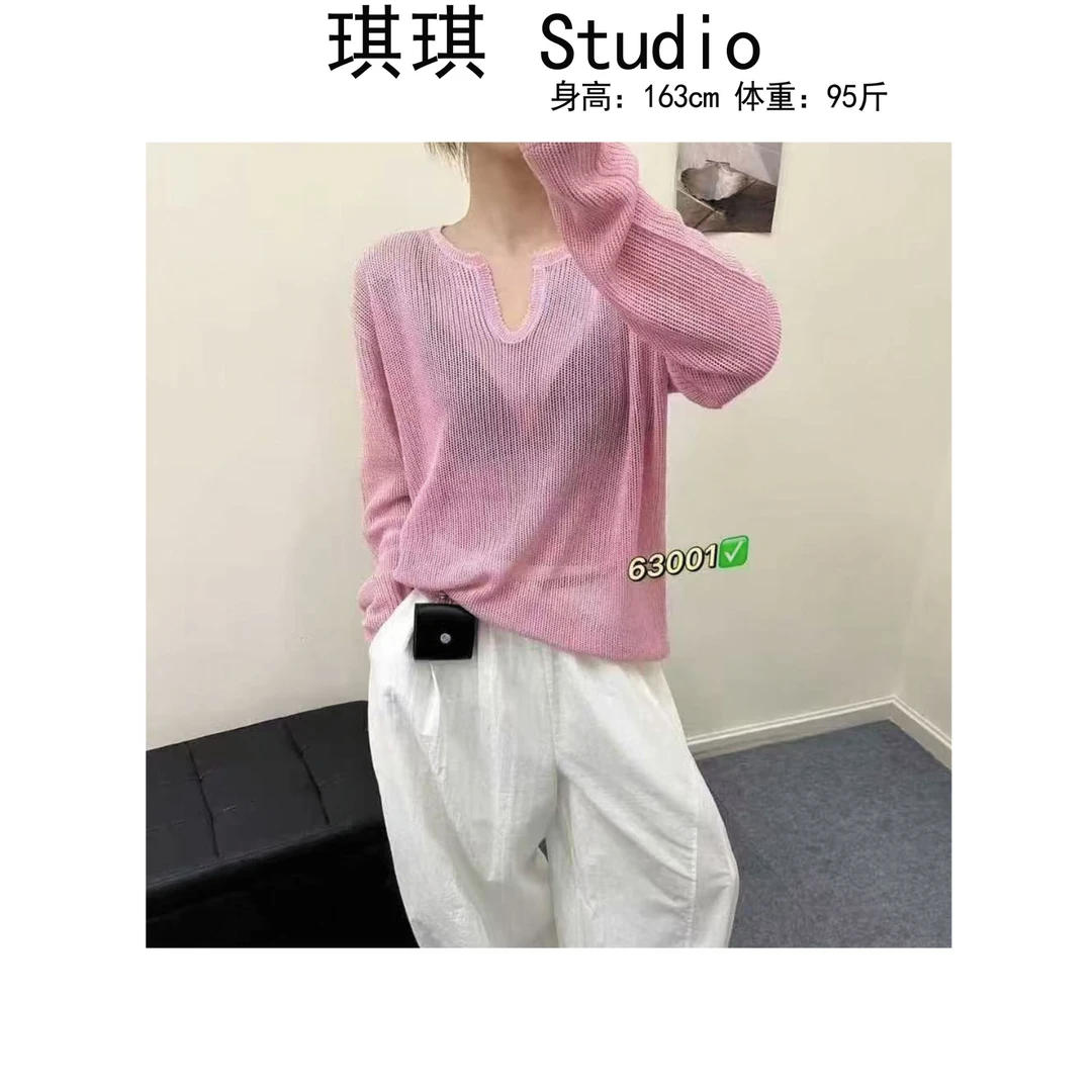 《琪琪家》早秋款气质时尚半开口舒适亲肤显瘦减龄针织上衣63001-B