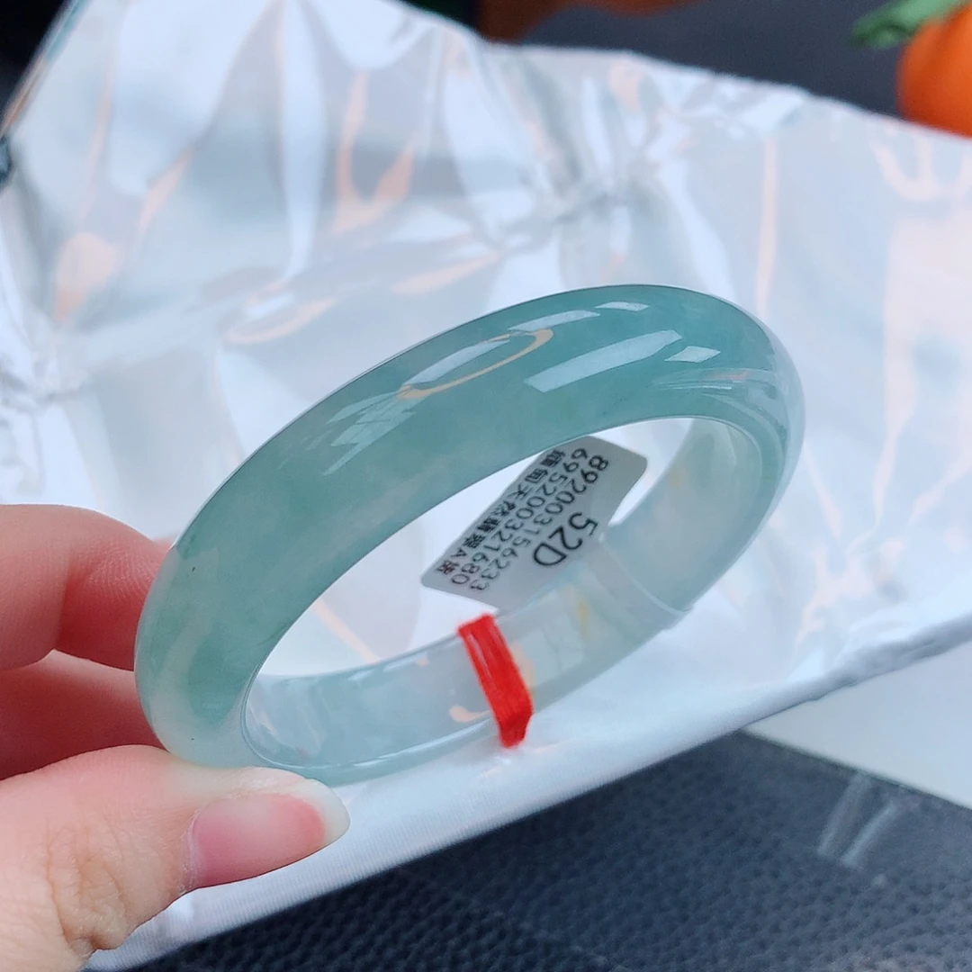 翡翠手镯未镶嵌缅甸天然翡翠a货