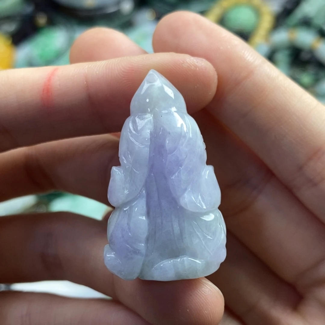 翡翠未镶嵌颈饰山*：吊坠