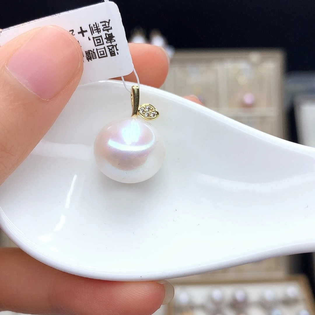 淡水珍珠合金颈饰