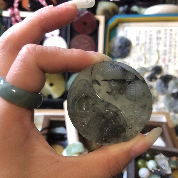 岫玉未镶嵌岫玉挂件