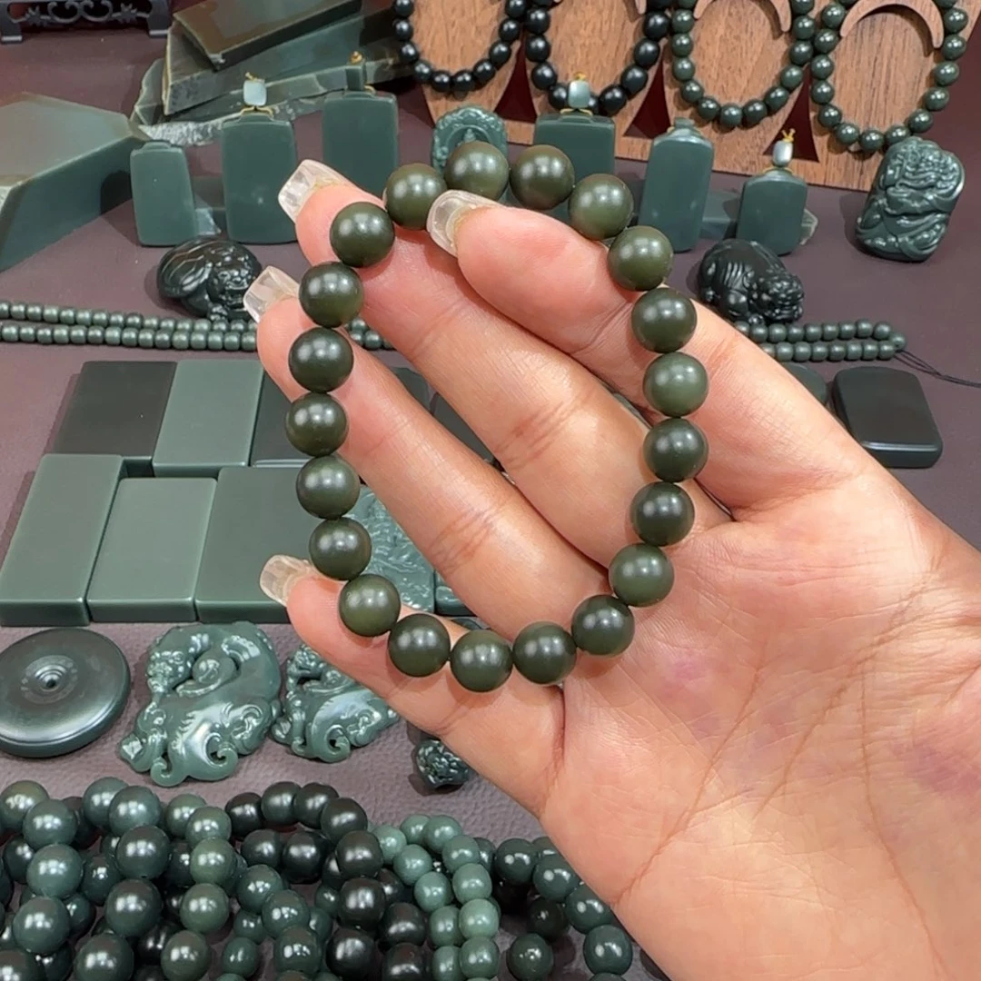 和田玉（青玉）未镶嵌手链