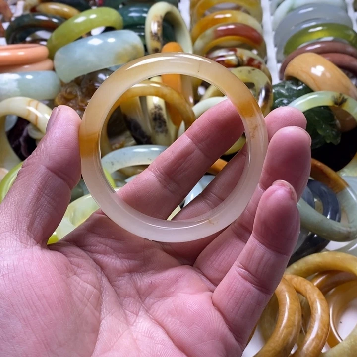 未镶嵌蛇纹石玉手镯时***长
