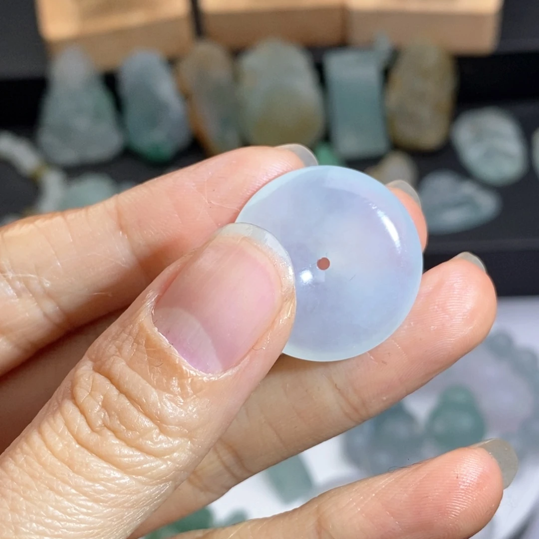 定制翡翠未镶嵌扣子