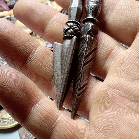 【闪购商品】花岗石钛钢锆石铁合金