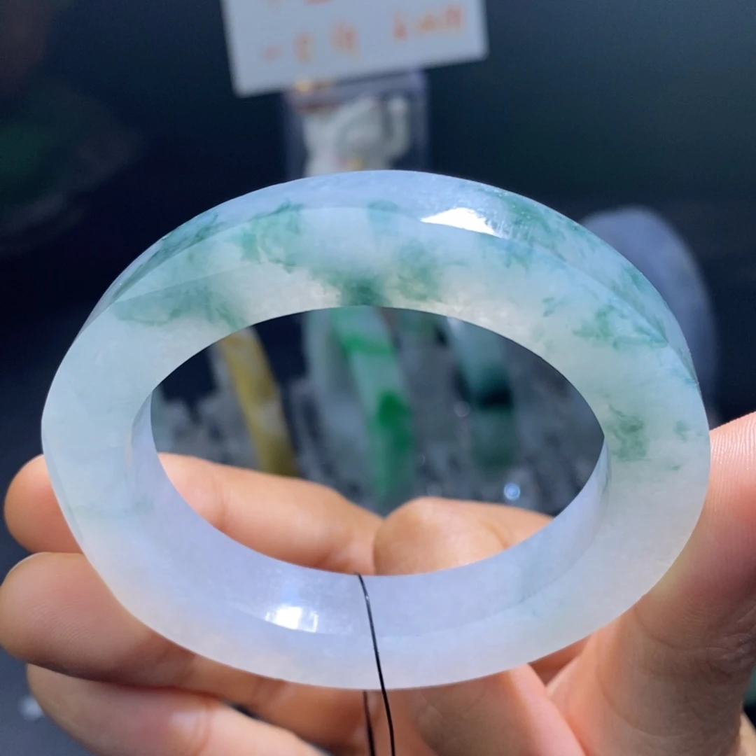 未镶嵌51-57（贵妃）定制翡翠