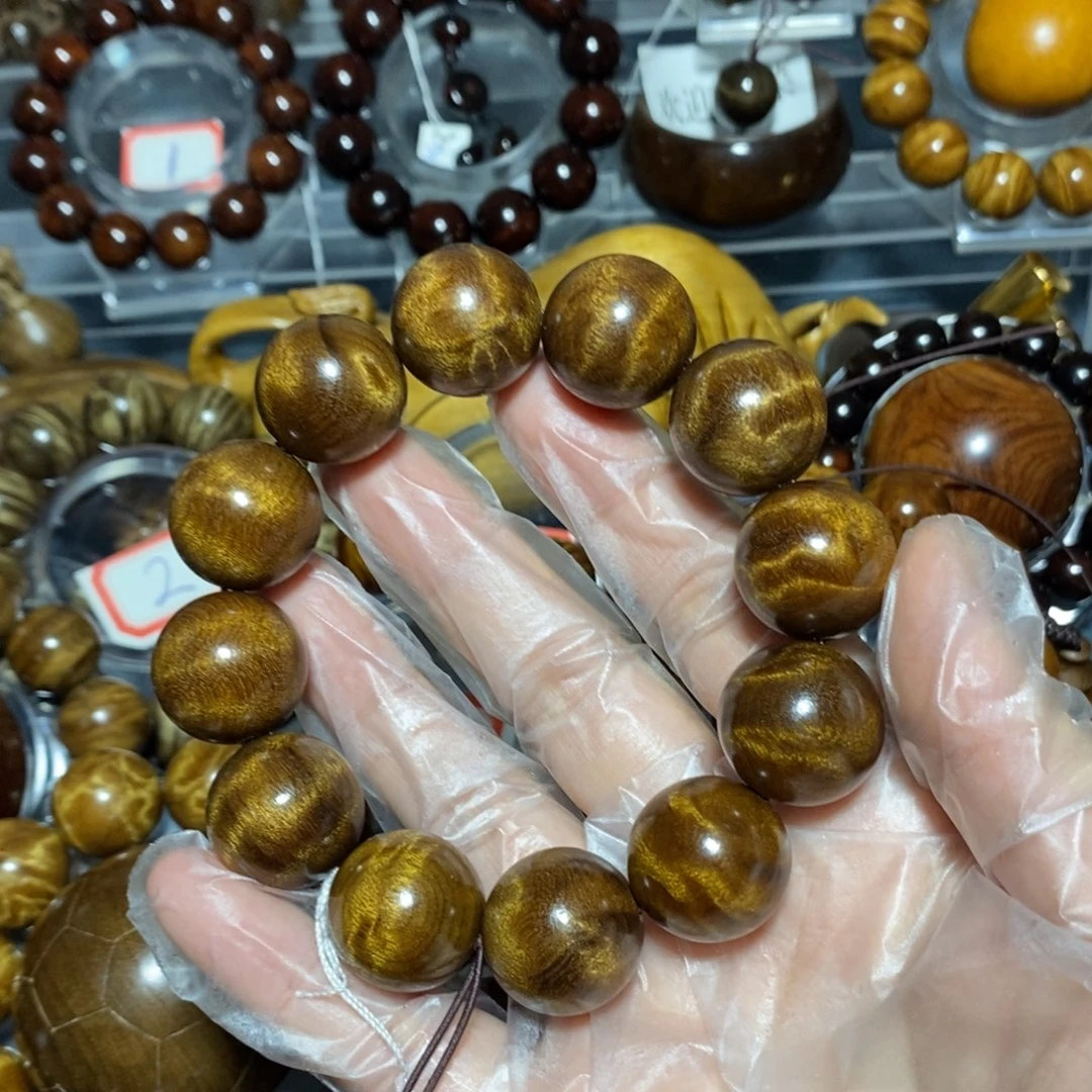 金丝楠木雕工艺品20