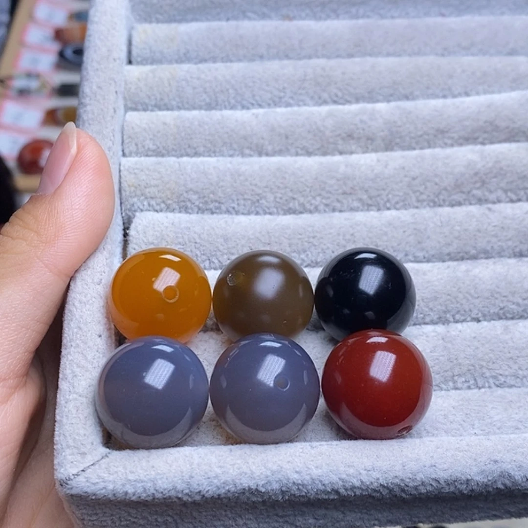 未镶嵌颈饰玛瑙/玉髓?***黛