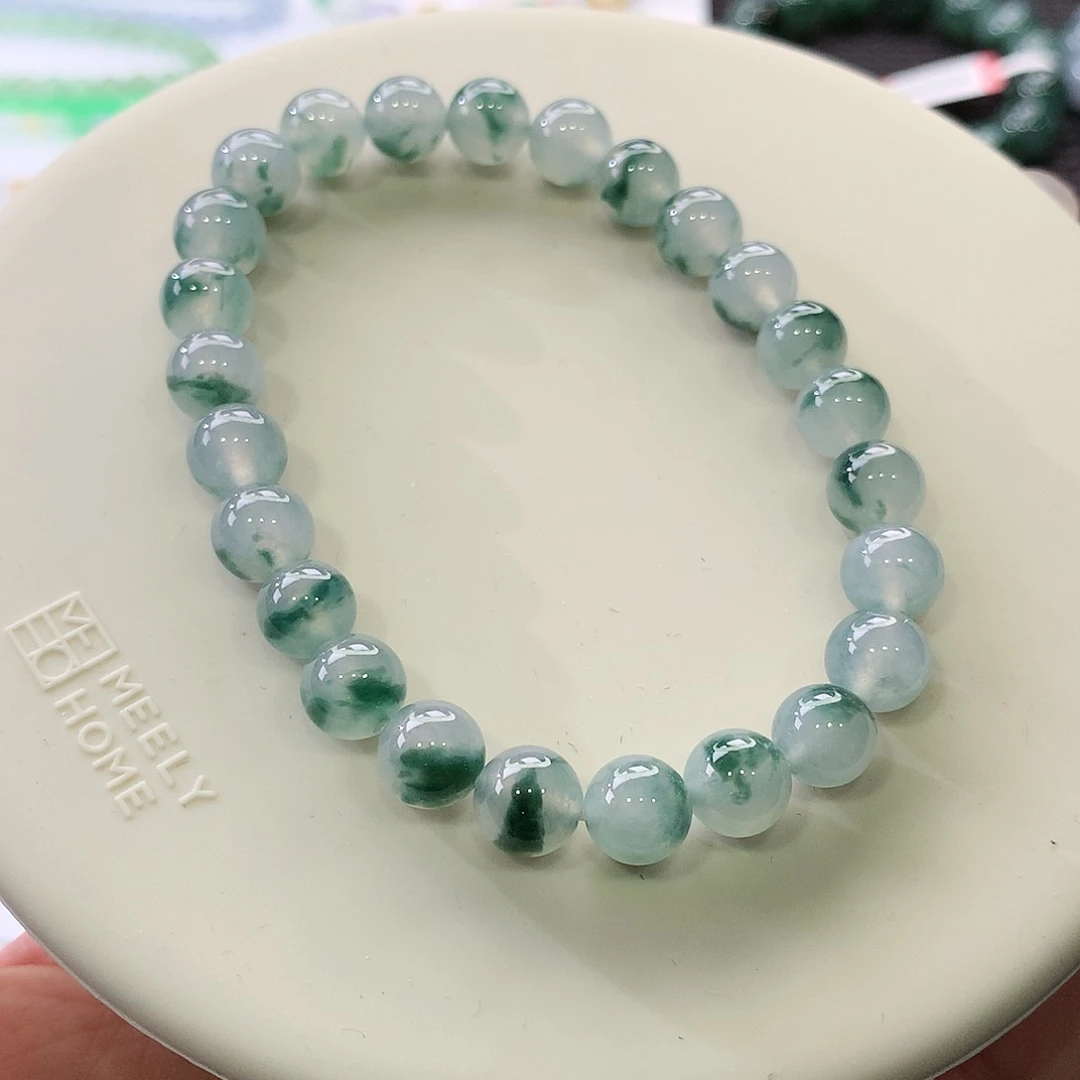 翡翠手链未镶嵌翡翠